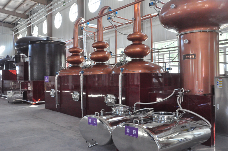 寧夏白蘭地產(chǎn)業(yè)新篇章 西北最大基酒蒸餾項(xiàng)目投產(chǎn)，賦能葡萄酒加工全產(chǎn)業(yè)鏈